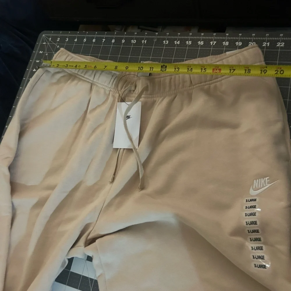 Nike comfortable sweatpants
